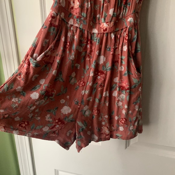 Mauve floral romper - Picture 2 of 3